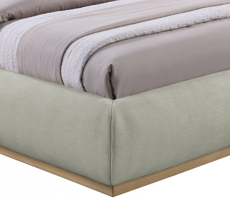 Vaughn Chenille Fabric Upholstered Bed - Image 6
