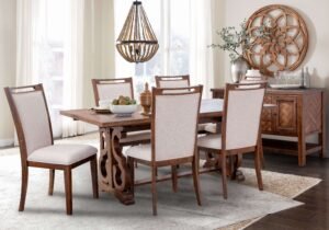 NAOMI DINING ROOM