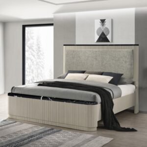 Travonte Queen Bed